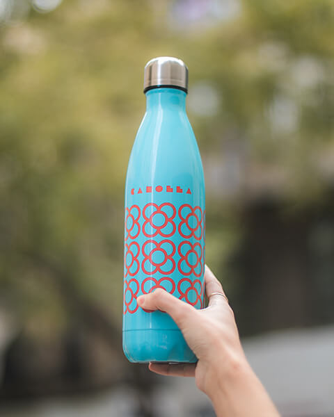 Imagen de producto botella Panot BCN azul